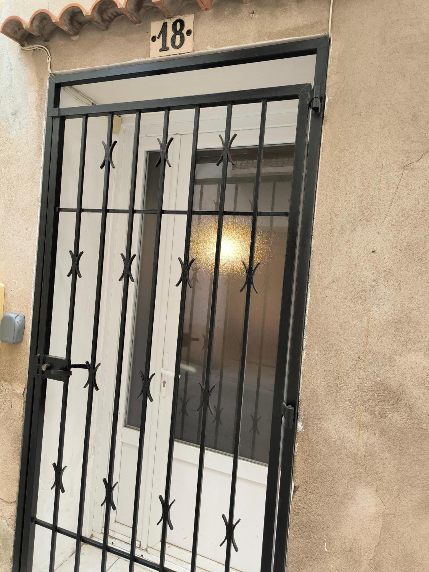 Maison Enchanteresse Au Coeur De Ville De Marseillan Extérieur photo